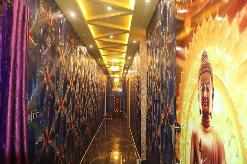 RC HEAVENS LUXURY SPA