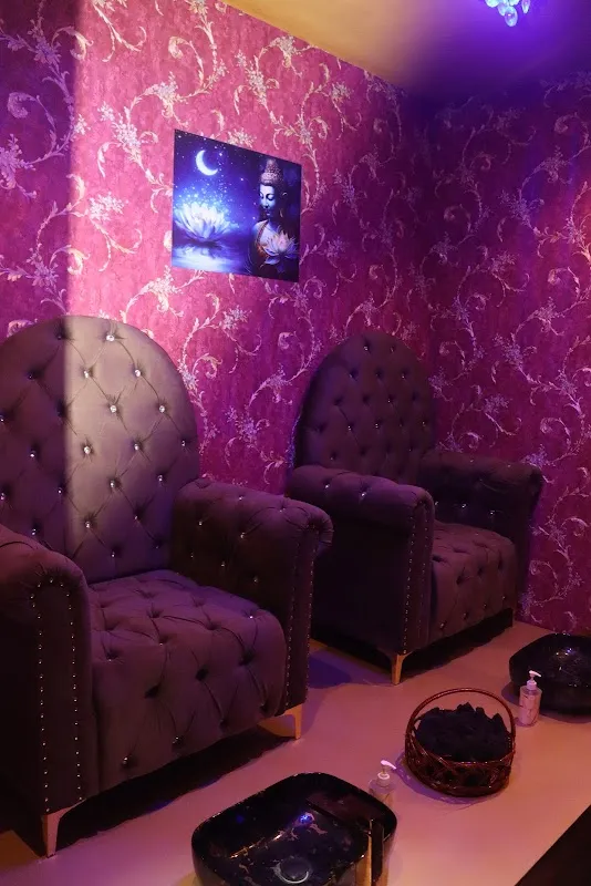 RC HEAVENS LUXURY SPA