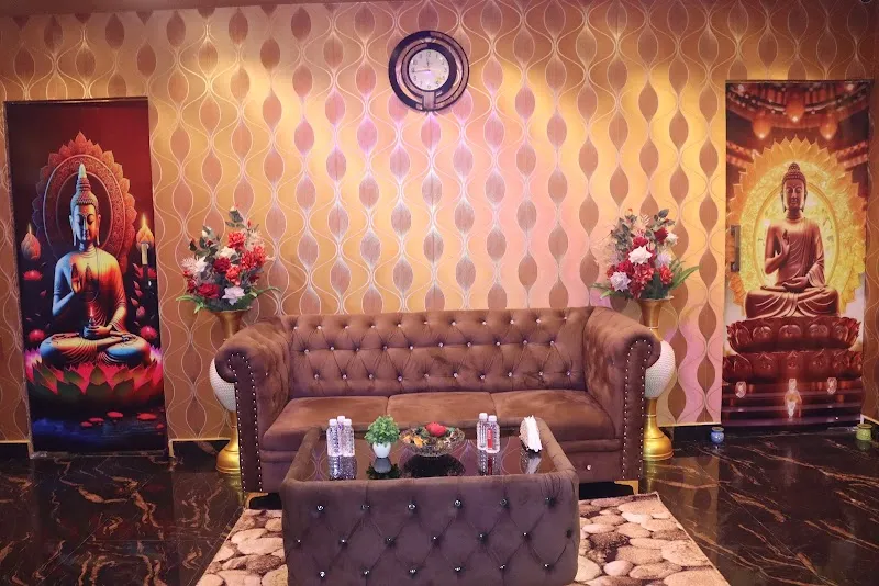 RC HEAVENS LUXURY SPA