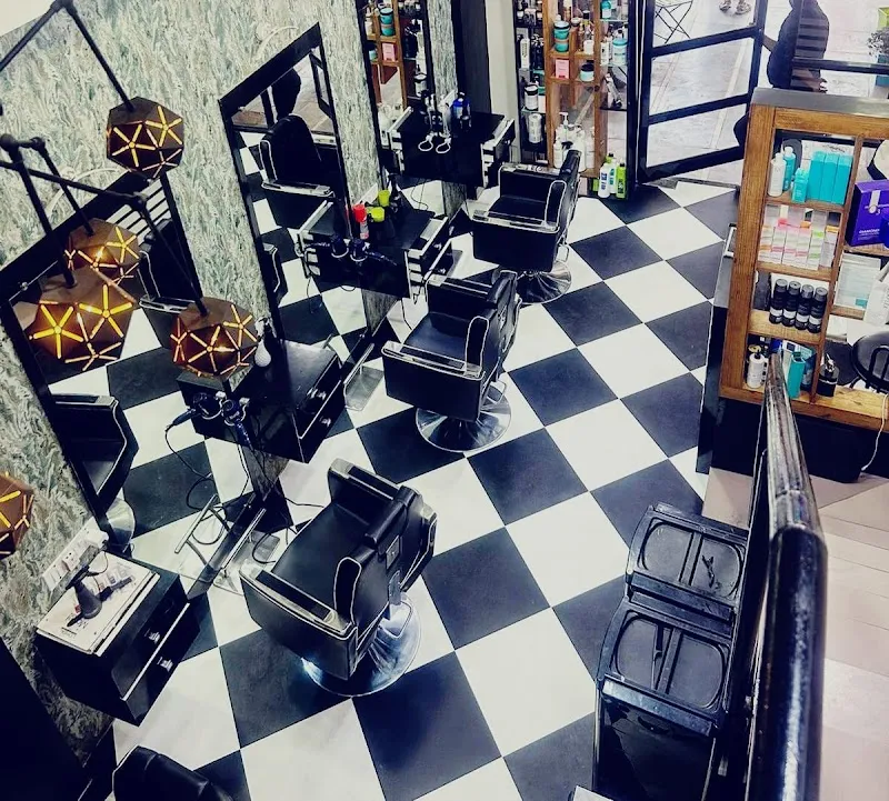 Cre8 Unisex Salon Powai