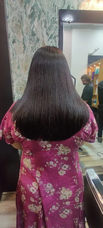 Cre8 Unisex Salon Powai