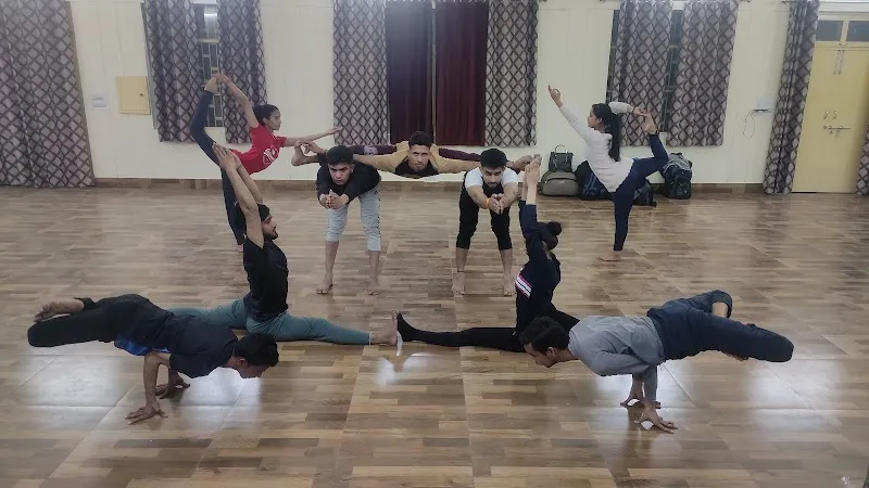 Yoga 4U