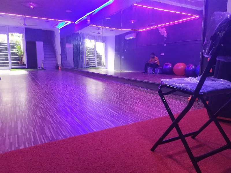 DANCE SHAPE