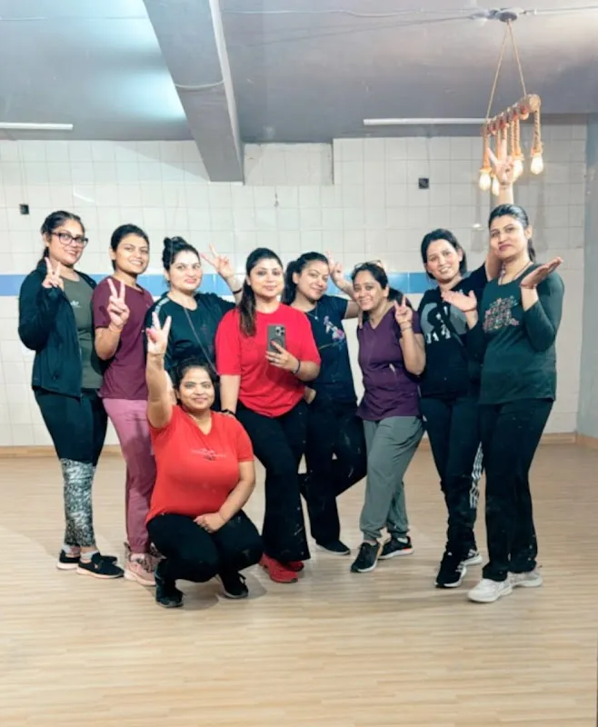 MOVE IT DANCE & FITNESS STUDIO