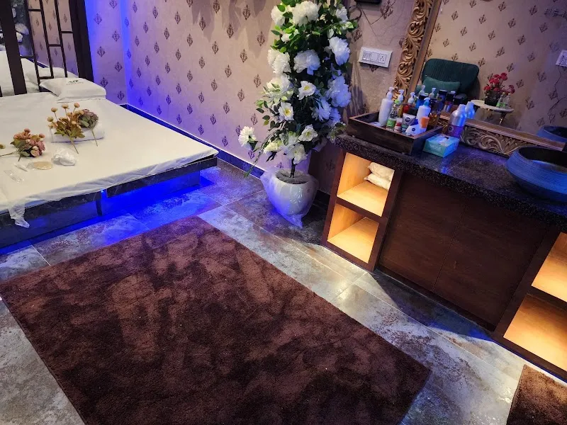 Geeta Home Massage Services Spa Chembur