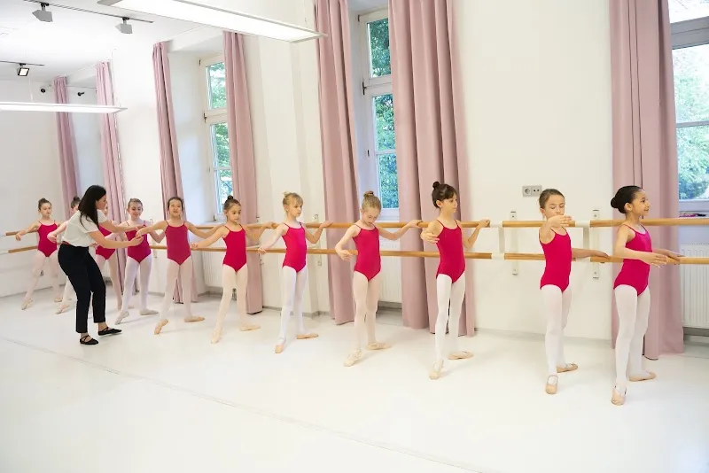 Kinderballett, Ballett für Erwachsene - Ballettschule DanceWorld 1040- Wien