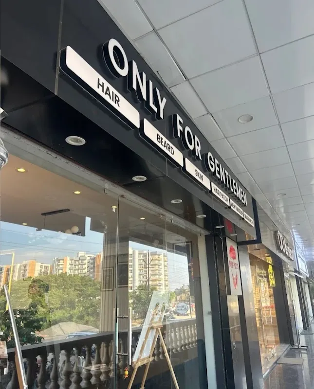 Menn & Co Salon Vrindavan Yojna