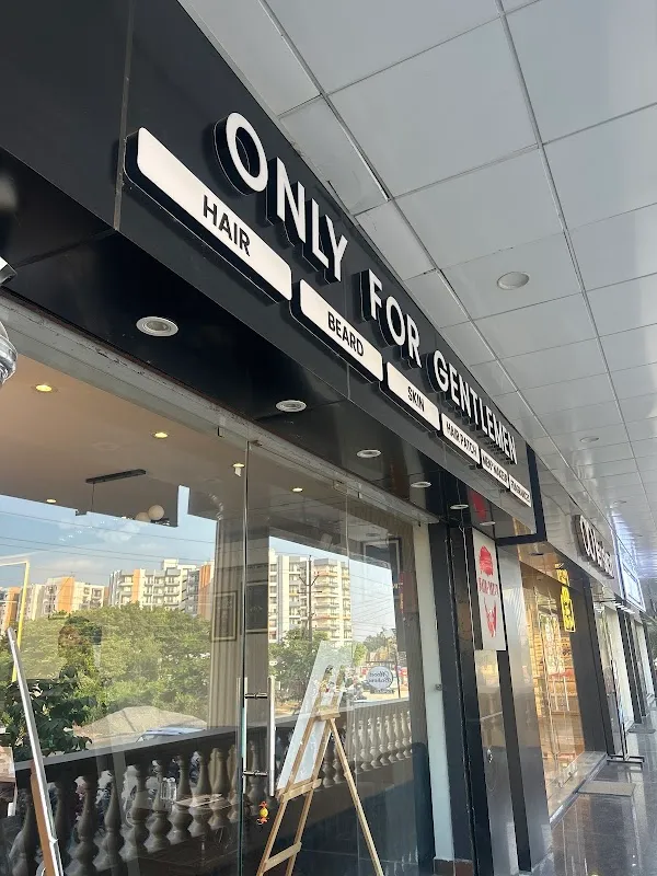Menn & Co Salon Vrindavan Yojna