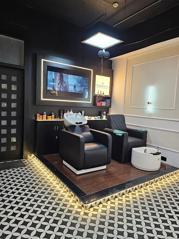Menn & Co Salon Vrindavan Yojna