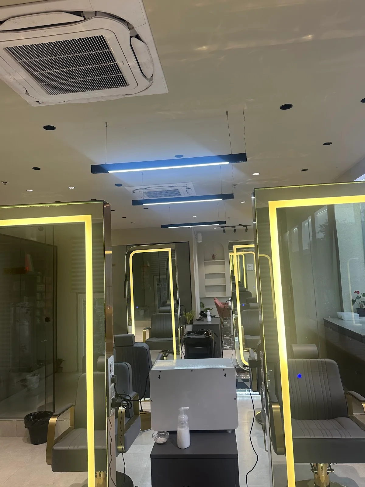 The Blow Studio Salon
