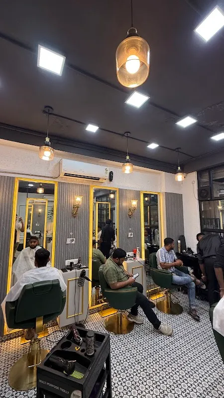 Chameleon salon