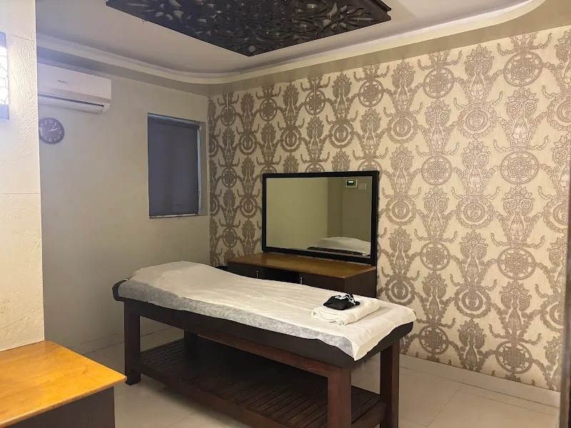 Berry Spa Malleswaram