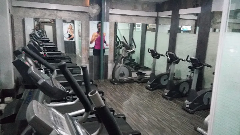 Slim Health Club