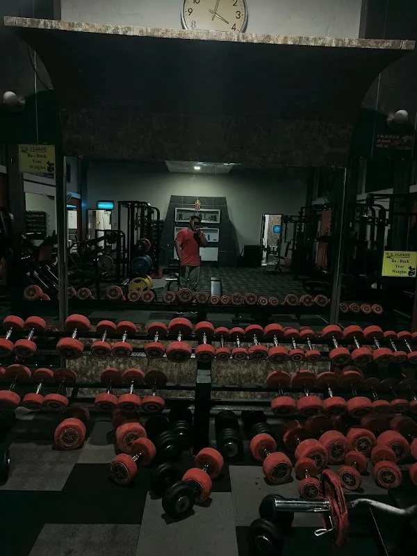Slim Health Club