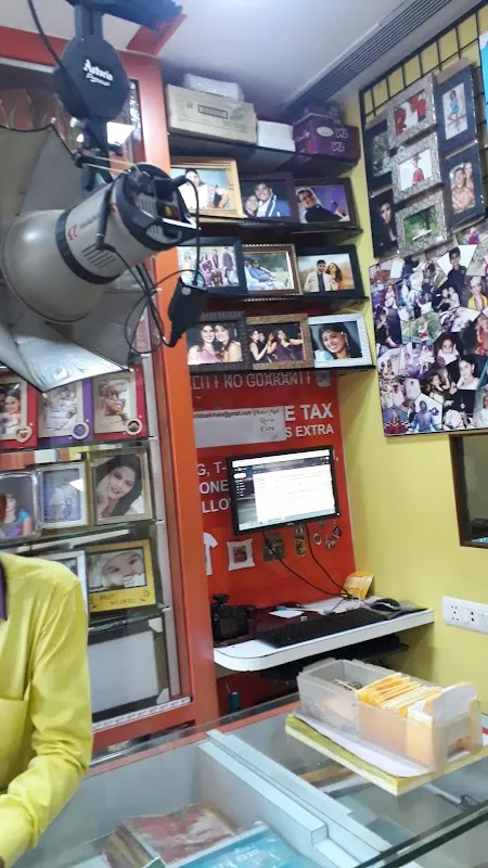 Mahavir Digital Colour Lab
