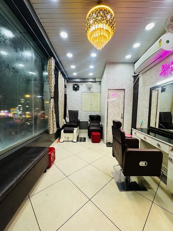 Pixy Unisex Salon