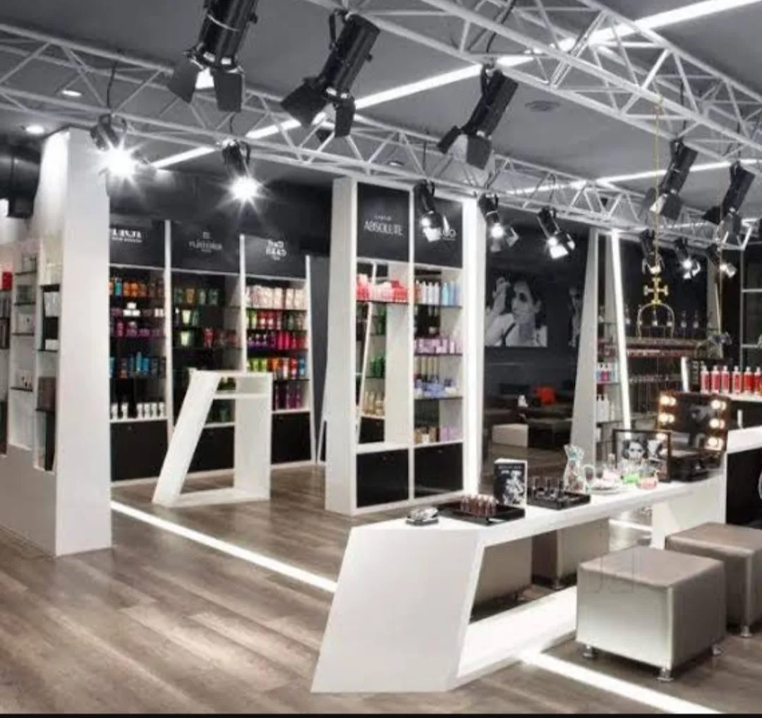 Lakme Salon For Him and Her in Vijayanagar,Bengaluru