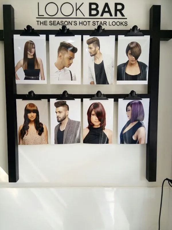 Kapils Salon - Poisar