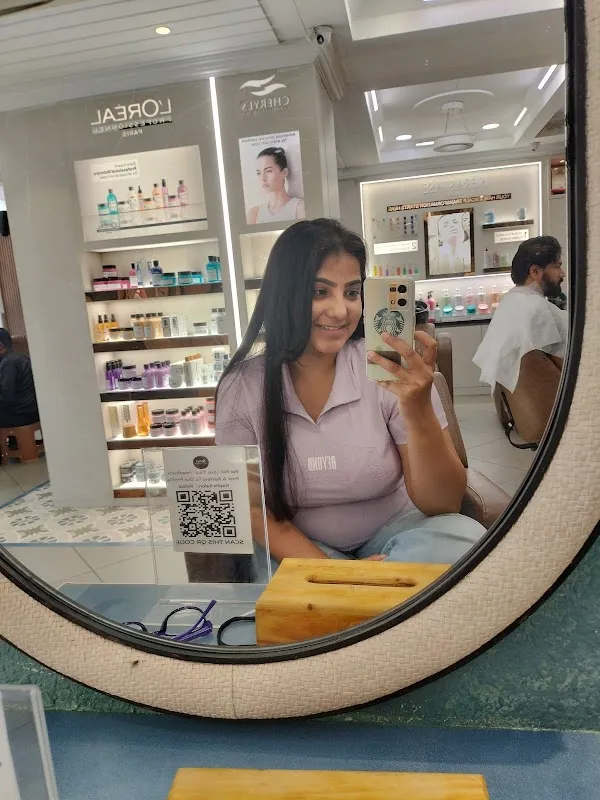 Kapils Salon - Poisar