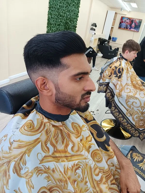 DA GoodLife Unisex Salon