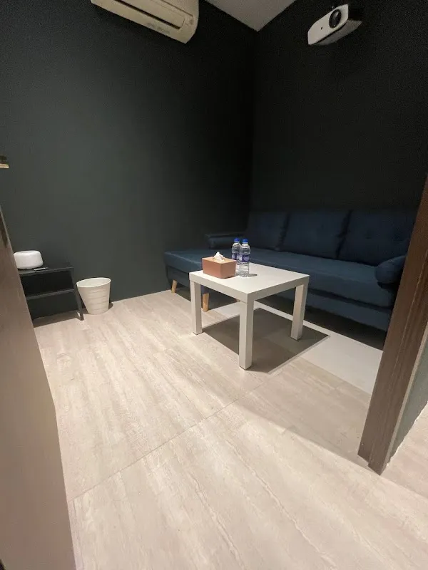 HOP@Jalan Besar - Relax Hangout by Hideout Place | Events | Birthdays | Date Spot | Themed Private Studios | Board games