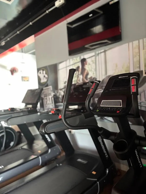 JK FITNESS GYM A/C MEN & WOMEN