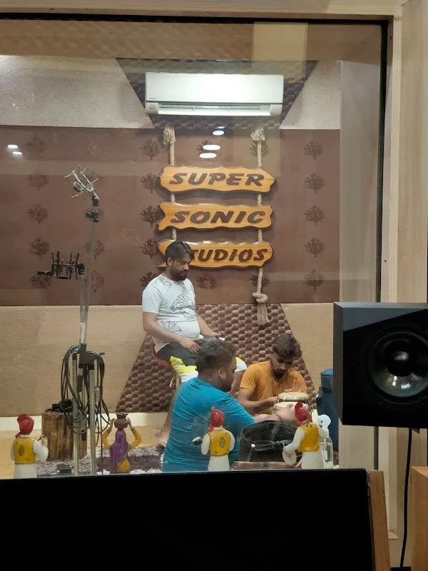 Super sonic studios