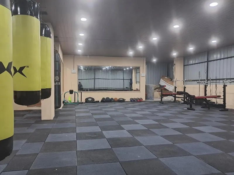 Raavis Sanda And Fitness Club