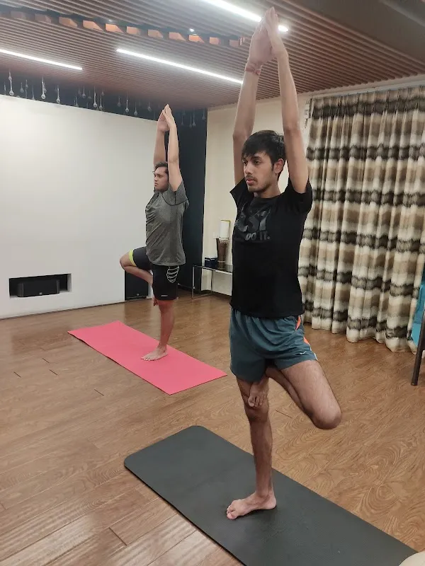 Raavis Sanda And Fitness Club