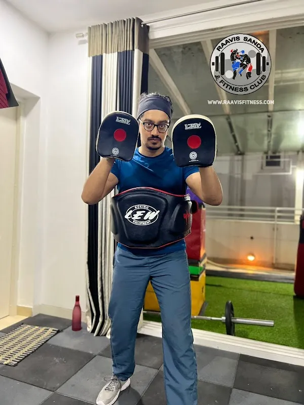Raavis Sanda And Fitness Club