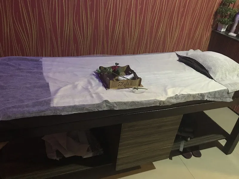 Spa King | Luxury Spa | Best Massage therapy Pitampura