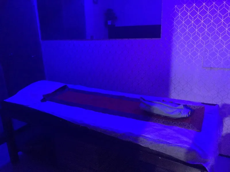 Spa King | Luxury Spa | Best Massage therapy Pitampura