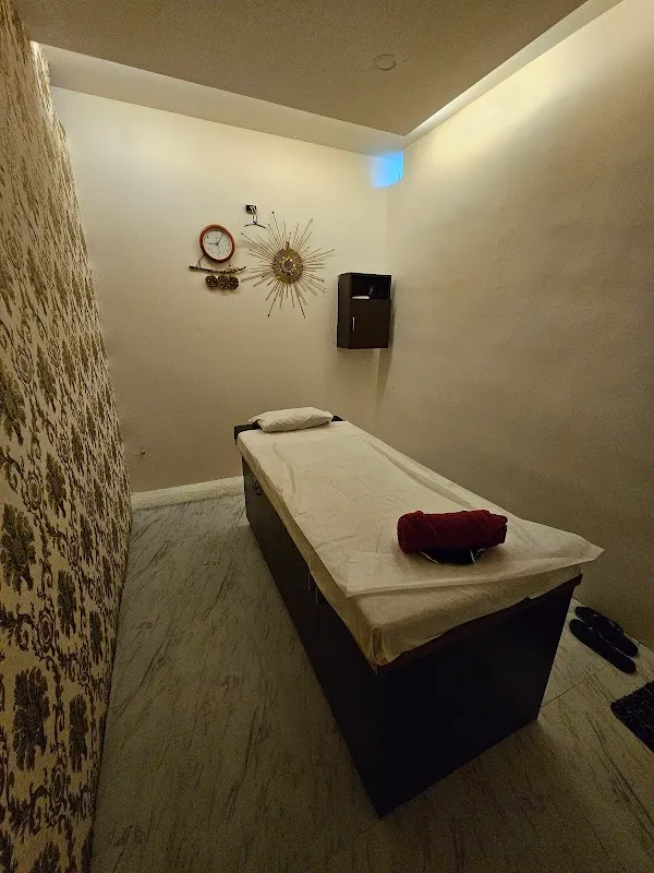 Elements The Family Spa, Kharadi