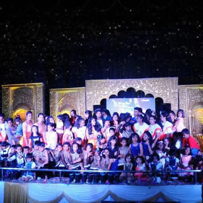 Street titanz Dance Academy