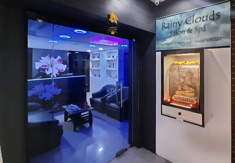 Rainy Clouds Salon & Spa - Massage Center