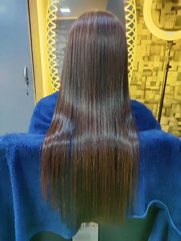 E'Lan 2.o Salon and Academy