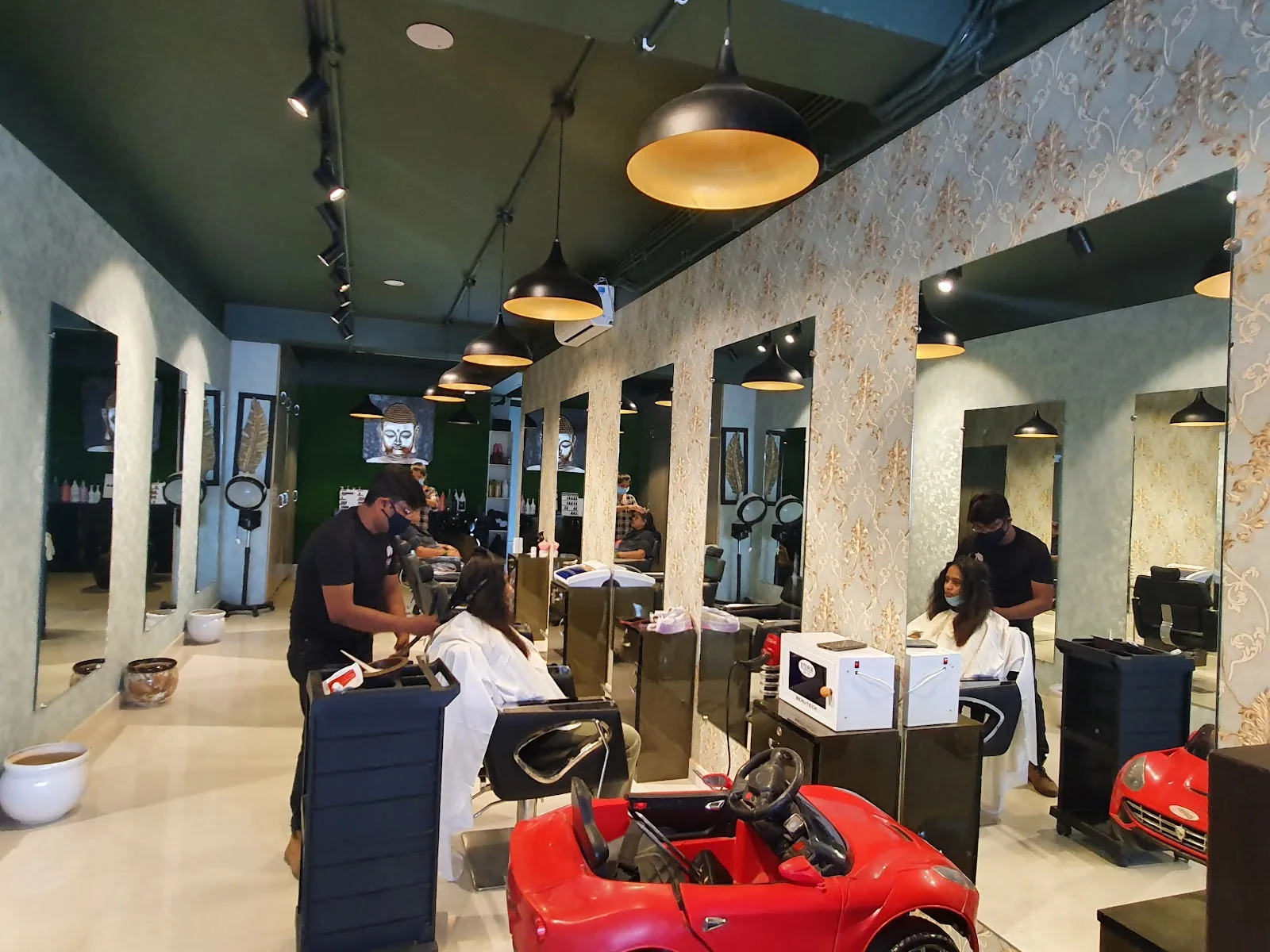 SMUK SALON