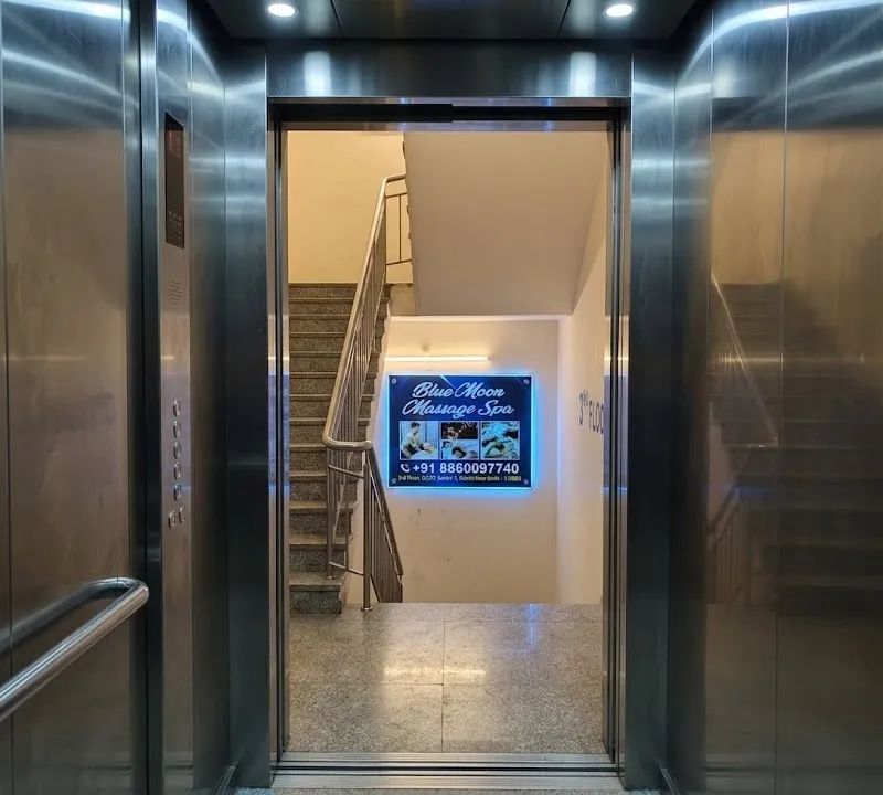 Blue Moon Massage Spa