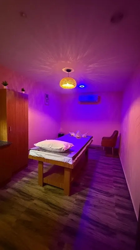 Relax Spa Karad, Satara
