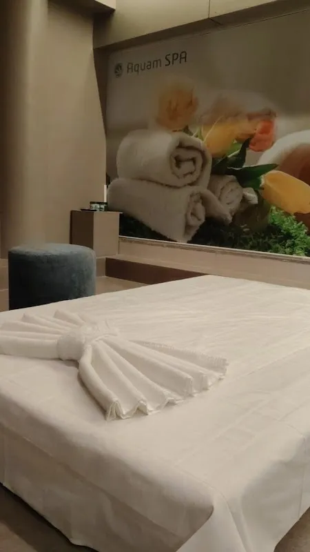 Relax Spa Karad, Satara