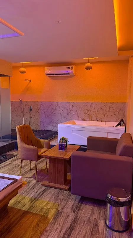 Relax Spa Karad, Satara