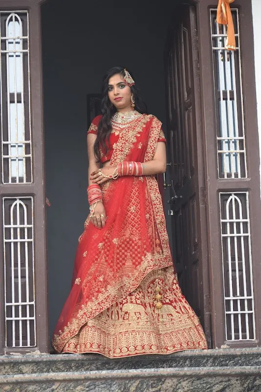 Archana Beauty Salon & Academy