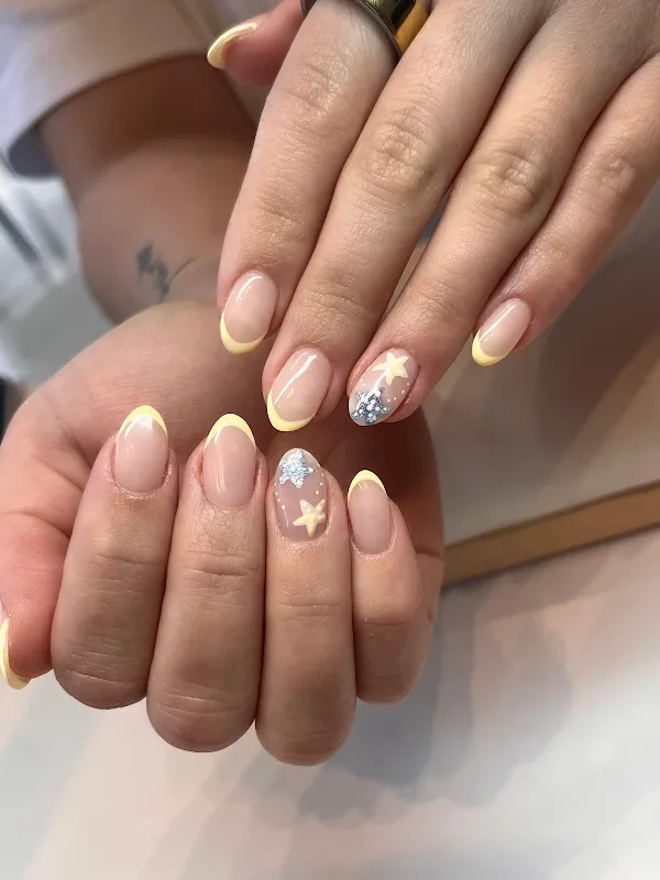 Silv Beauty Salon & Nail Bar