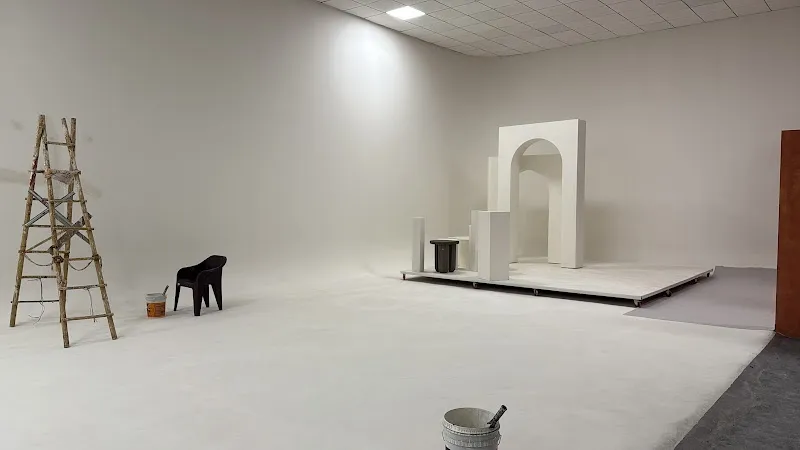 Raey by The WhiteSpace