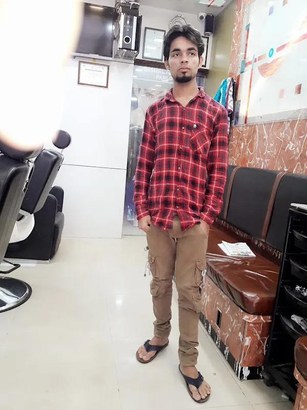SHIMLA unisex saloon