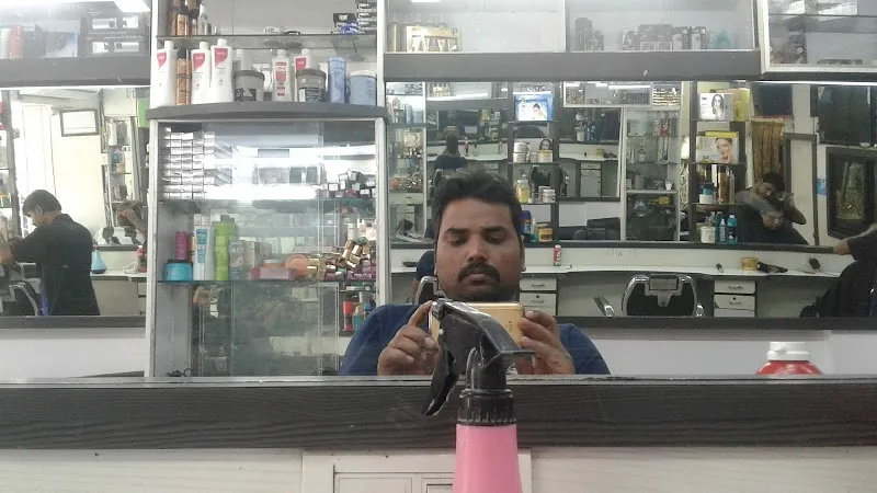 SHIMLA unisex saloon