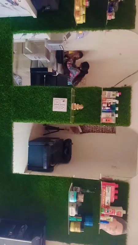 Priyanka's makeover, beauty salon