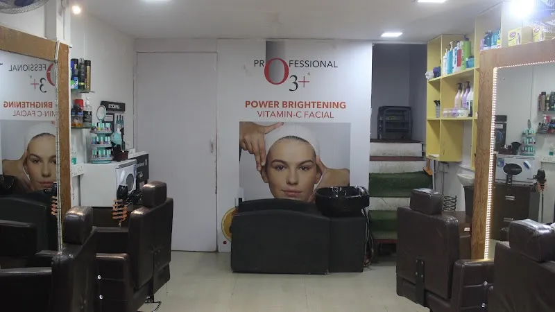 AJ Makeover Hair & Beauty Salon