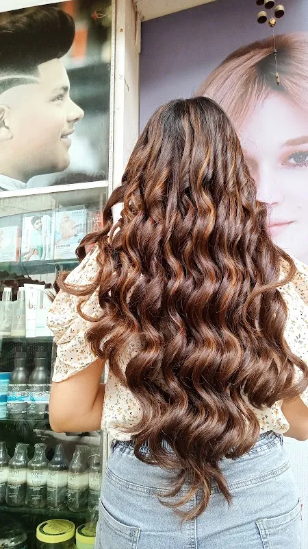 AJ Makeover Hair & Beauty Salon