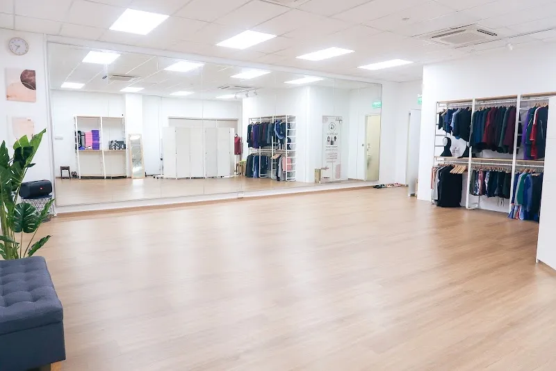 GLOWco Move
